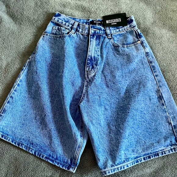 Missguided Bermuda Denim Shorts - Picture 1 of 3